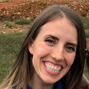 Meet your Posher, Whitney